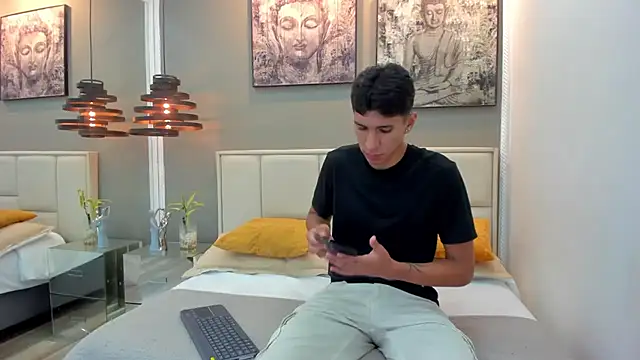 kieran derek online show from 11-15-25, 03:48