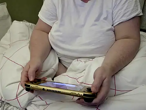 MarthaBriest online show from 11-03-25, 03:52