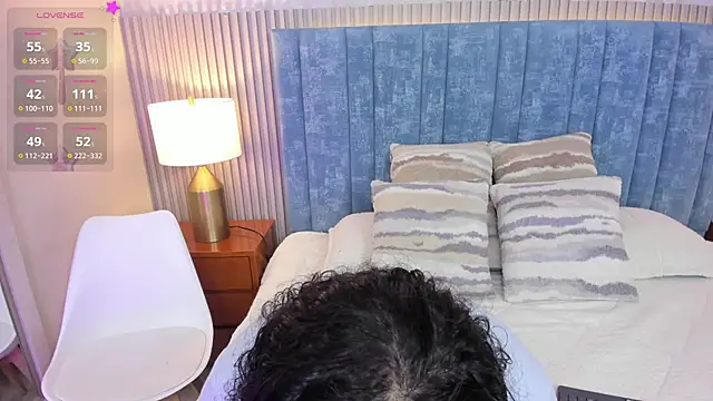 pretty sunlight  online show from 11-26-25, 01:39