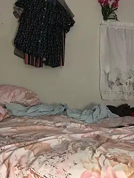 Snapshot of Johnras121 chatting on 02-13-26, 02:07 Johnras121 online show from 02-13-26, 02:07