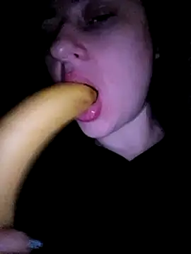 Snapshot of YuliannaFox chatting on 12-16-24, 06:38 YuliannaFox online show from 12-16-24, 06:38