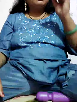 Snapshot of Sajd chatting on 12-04-24, 01:03 Sajd online show from 12-04-24, 01:03