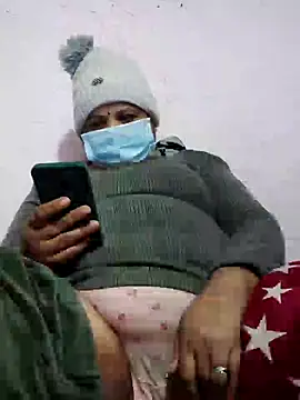 Snapshot of Sajd chatting on 01-15-25, 08:20 Sajd online show from 01-15-25, 08:20