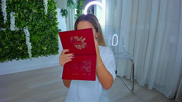 VivienCarter online show from 10-25-25, 09:20