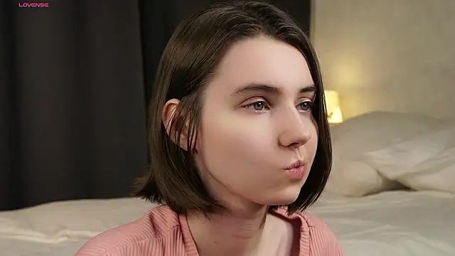 MeghanElson online show from 03-27-26, 02:06