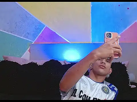 tylor boy online show from 02-22-26, 02:45