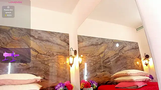 Analiasmith89 online show from 02-14-25, 02:28