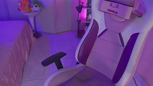 Snapshot of mara_jackson_ chatting on 02-18-25, 12:28 mara jackson online show from 02-18-25, 12:28