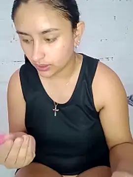 Snapshot of sariitha_sw chatting on 04-27-26, 03:54 sariitha sw online show from 04-27-26, 03:54