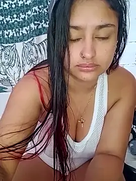 Snapshot of sariitha_sw chatting on 05-12-26, 03:31 sariitha sw online show from 05-12-26, 03:31