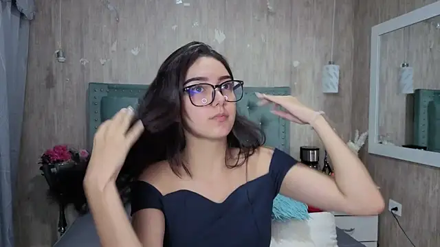 Marcelaa fox online show from 05-20-26, 08:15