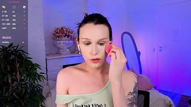 Snapshot of _yourFoxy_ chatting on 01-05-25, 06:46 yourFoxy online show from 01-05-25, 06:46