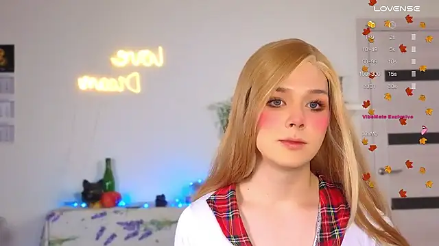 Snapshot of _yourFoxy_ chatting on 10-30-25, 02:18 yourFoxy online show from 10-30-25, 02:18