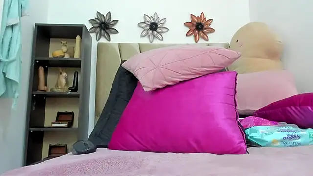 Dalia 20 online show from 02-16-25, 05:15