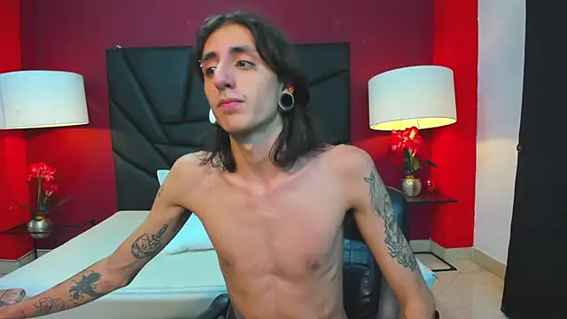 Snapshot of Matthew_Dixonn chatting on 01-05-25, 06:56 Matthew Dixonn online show from 01-05-25, 06:56