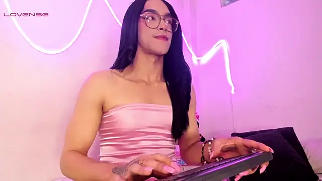 Snapshot of melissa_hot22 chatting on 02-26-25, 01:00 melissa hot22 online show from 02-26-25, 01:00