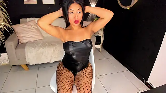 Snapshot of Hanna_fost chatting on 01-24-25, 01:03 Hanna fost online show from 01-24-25, 01:03