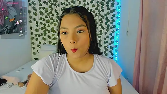 Snapshot of daren_paulina chatting on 09-24-25, 01:09 daren paulina online show from 09-24-25, 01:09