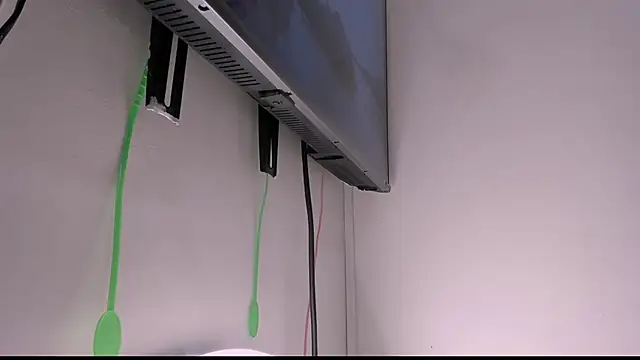 StefanyWilliams  online show from 11-26-25, 12:33