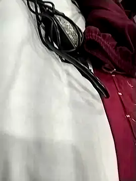 Snapshot of rohitlov150 chatting on 11-05-25, 11:43 rohitlov150 online show from 11-05-25, 11:43