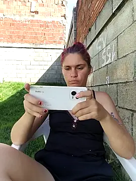 Scarlett-Leh online show from 01-16-26, 06:34