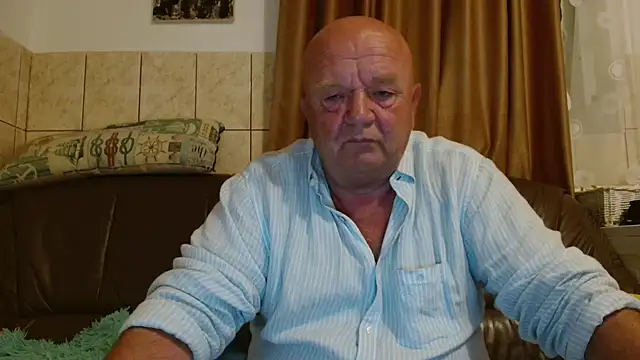 fullballs6 online show from 09-18-25, 01:51