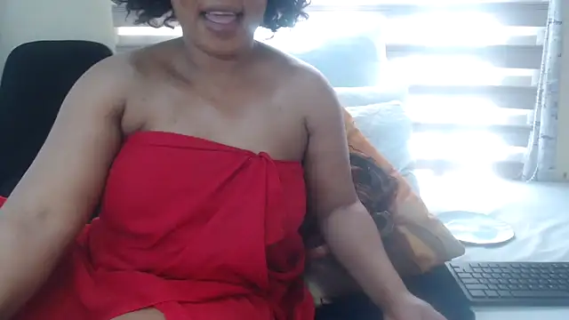Foxybrownxx1 online show from 06-29-26, 08:09