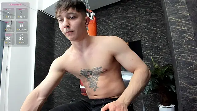 leonardsmith01 online show from 01-22-25, 08:06