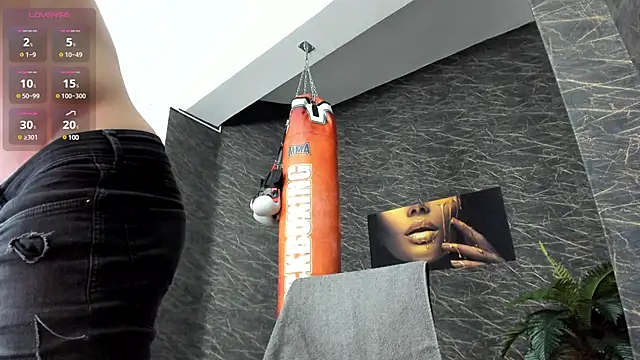 leonardsmith01 online show from 02-01-25, 11:37