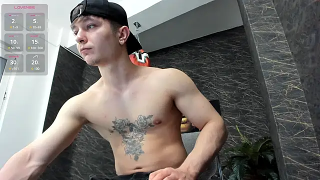 leonardsmith01 online show from 02-02-25, 08:51