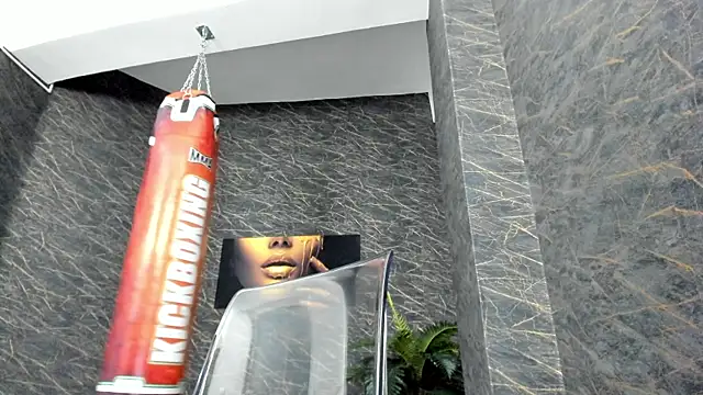 leonardsmith01 online show from 02-11-25, 02:46