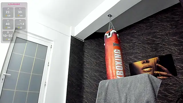 leonardsmith01 online show from 02-16-25, 08:44