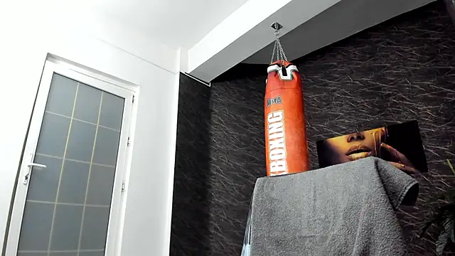 leonardsmith01 online show from 02-26-25, 11:59