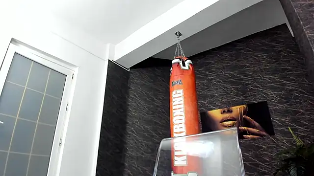 leonardsmith01 online show from 02-28-25, 03:15