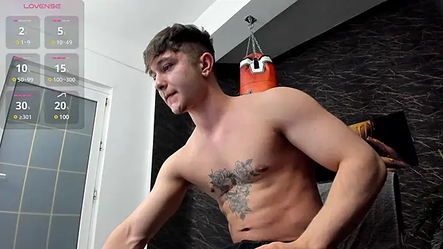 leonardsmith01 online show from 03-03-25, 08:32