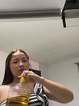 queen angelique online show from 07-25-26, 11:35