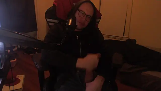 chicostick413 online show from 10-06-25, 07:39