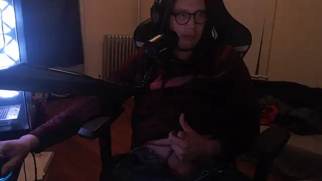 chicostick413 online show from 10-19-25, 12:22