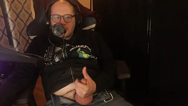 chicostick413 online show from 02-18-26, 06:37