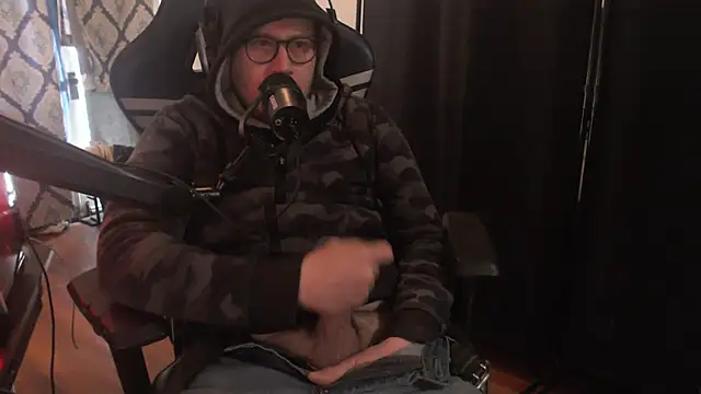 chicostick413 online show from 04-08-26, 01:00