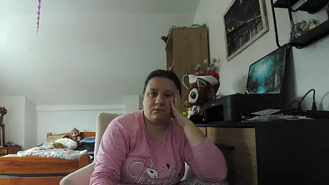 Snapshot of ReifeVenna chatting on 02-05-26, 10:20 ReifeVenna online show from 02-05-26, 10:20