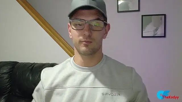 Snapshot of Thekodyy chatting on 07-14-26, 07:35 Thekodyy online show from 07-14-26, 07:35