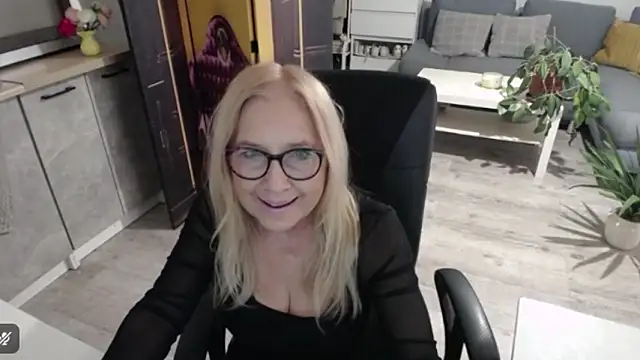 sofia xkiss online show from 02-21-26, 02:51