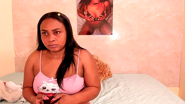Snapshot of NicolVilla chatting on 06-15-26, 12:51 NicolVilla online show from 06-15-26, 12:51