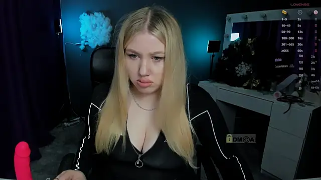 juli kisss online show from 01-14-25, 07:32