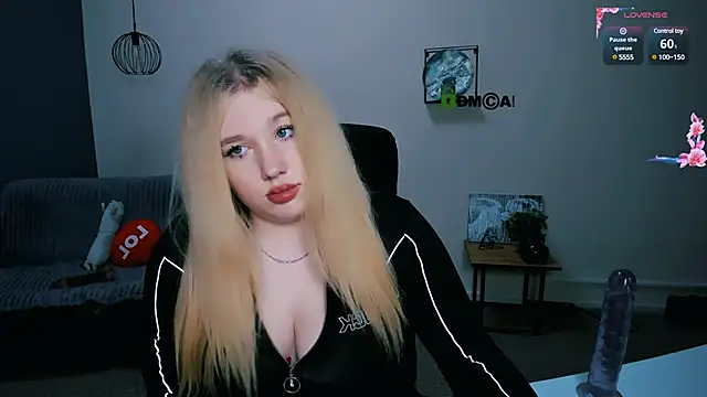 juli kisss online show from 01-18-25, 11:33