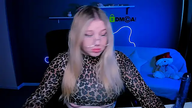 juli kisss online show from 03-04-25, 09:40