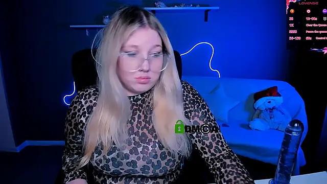 juli kisss online show from 03-04-25, 04:09