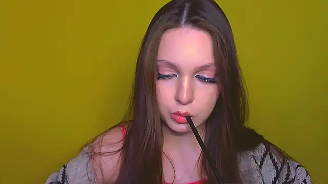 Snapshot of miss_merciless_ chatting on 05-08-26, 01:16 miss merciless online show from 05-08-26, 01:16
