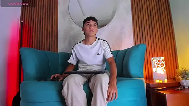 Austin Cardieff online show from 01-29-25, 11:35